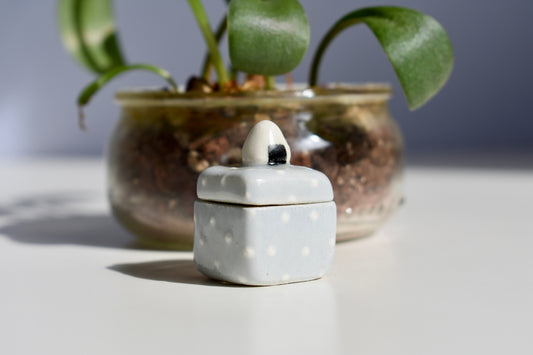 onigiri polk-a-dot trinket box