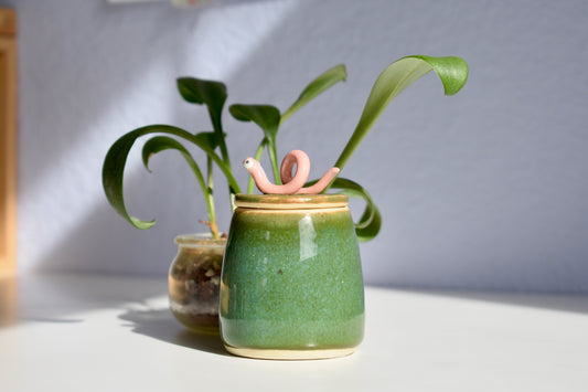 worm jar